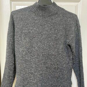 Well Worn Women's mock turtle neck sweater Size S